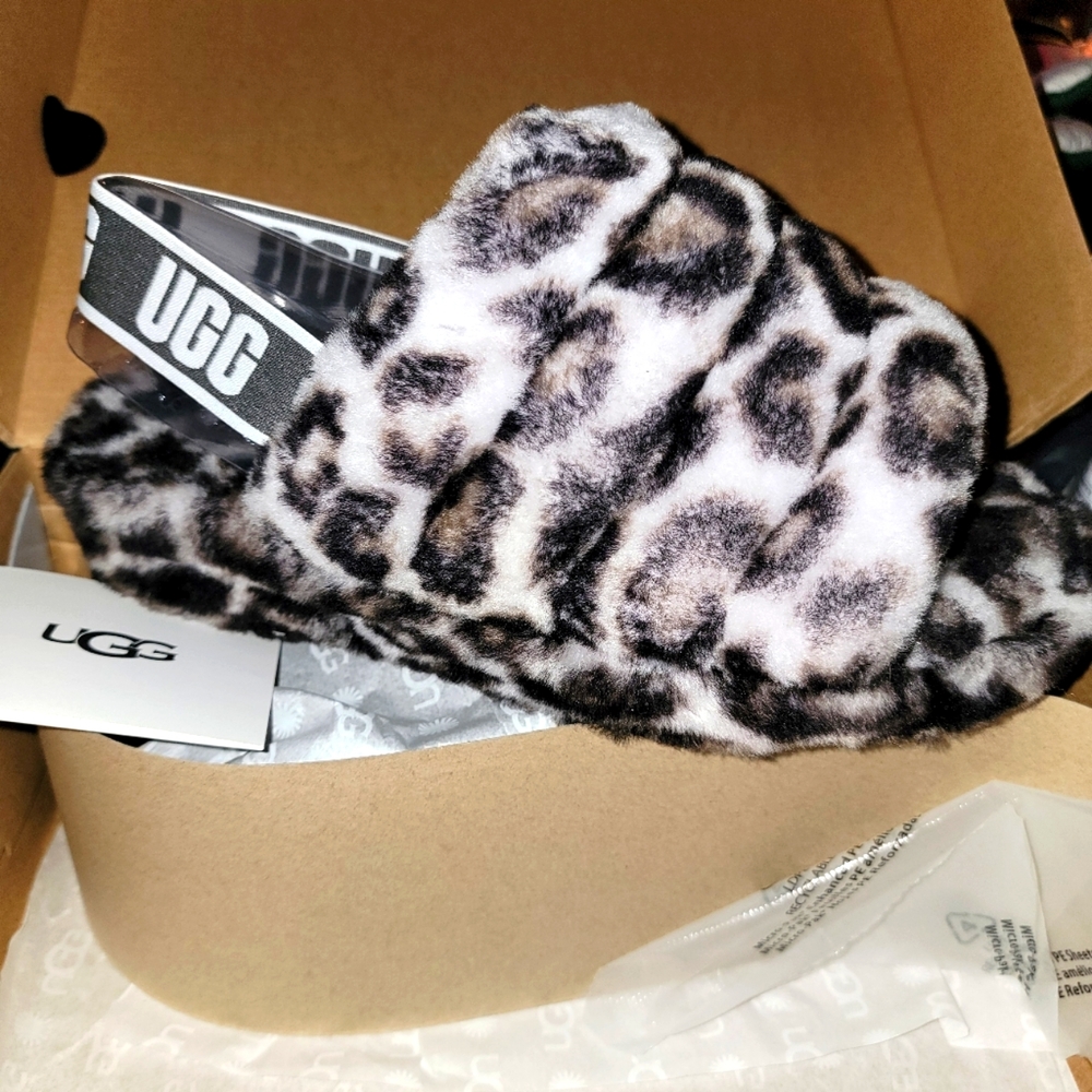 ❄LEOPARD UGG SLIDES BNIB❄